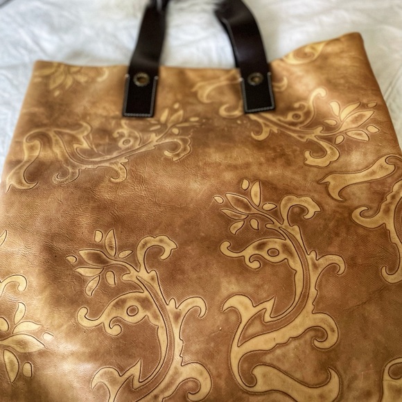 Falor, leather embossed purse. - Picture 4 of 8